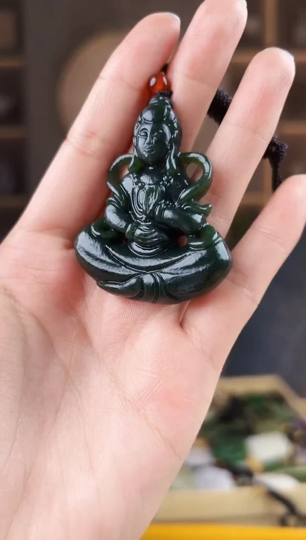 颈饰未镶嵌和田玉拍一发一，多样性发货