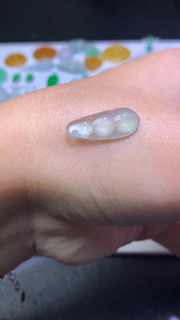 未镶嵌定制翡翠毛货
