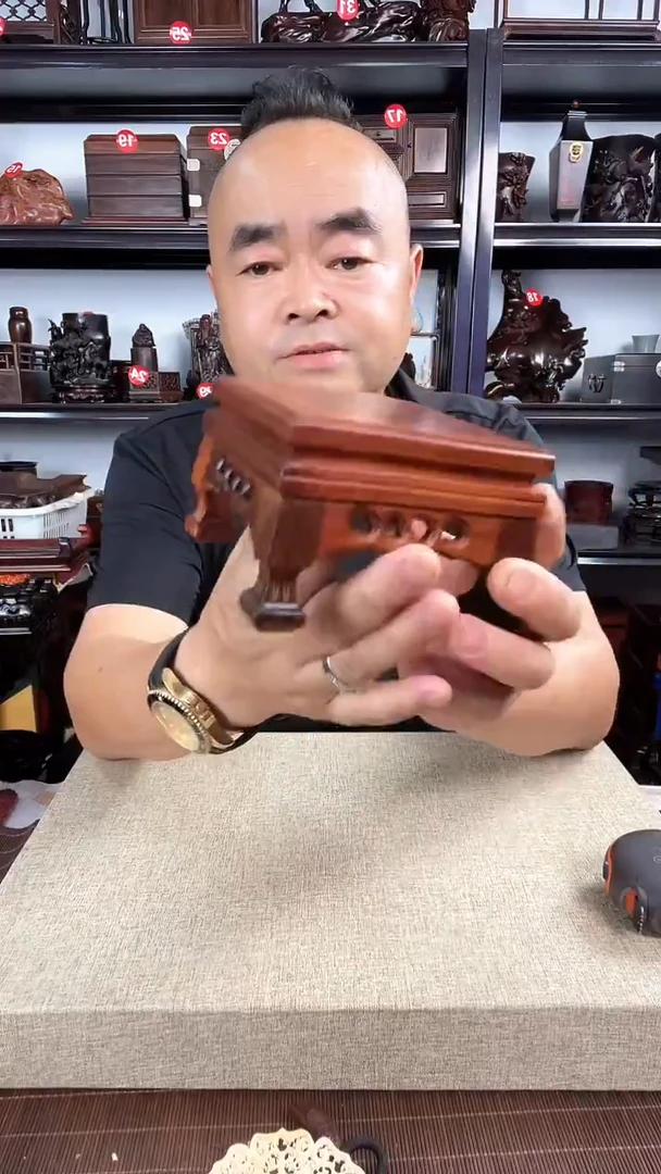 木红虎脚老李红木工艺品