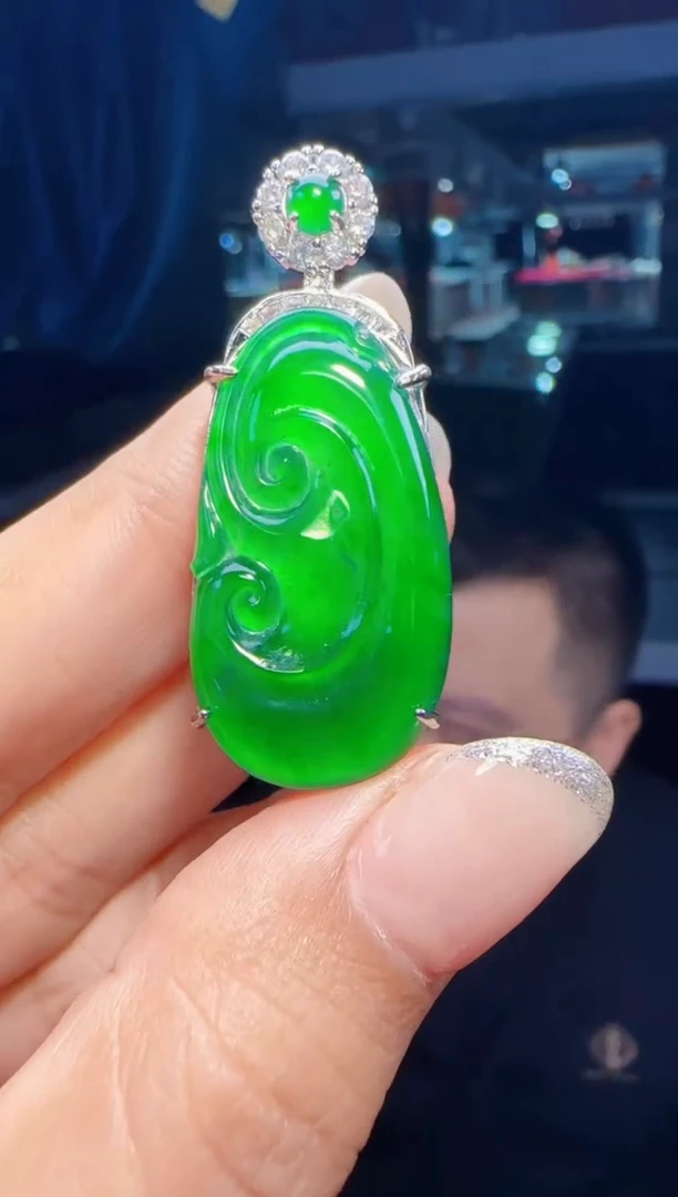 未镶嵌定制翡翠翡翠吊坠40