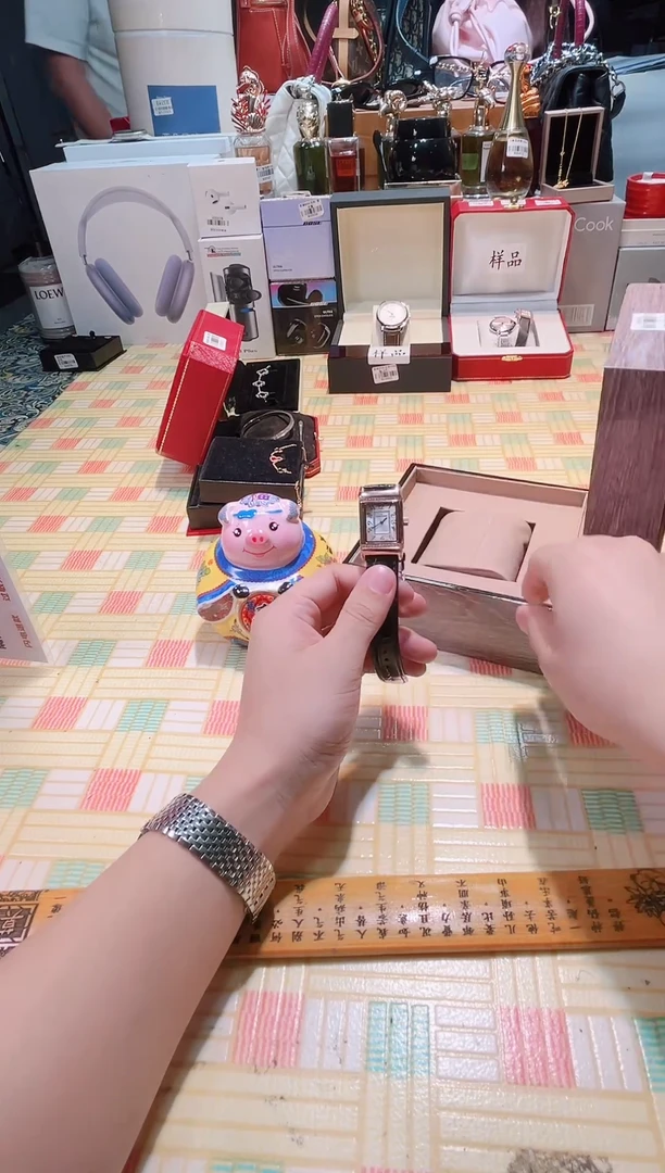 瓷片瓷器 库房到期 全部地板价@@1
