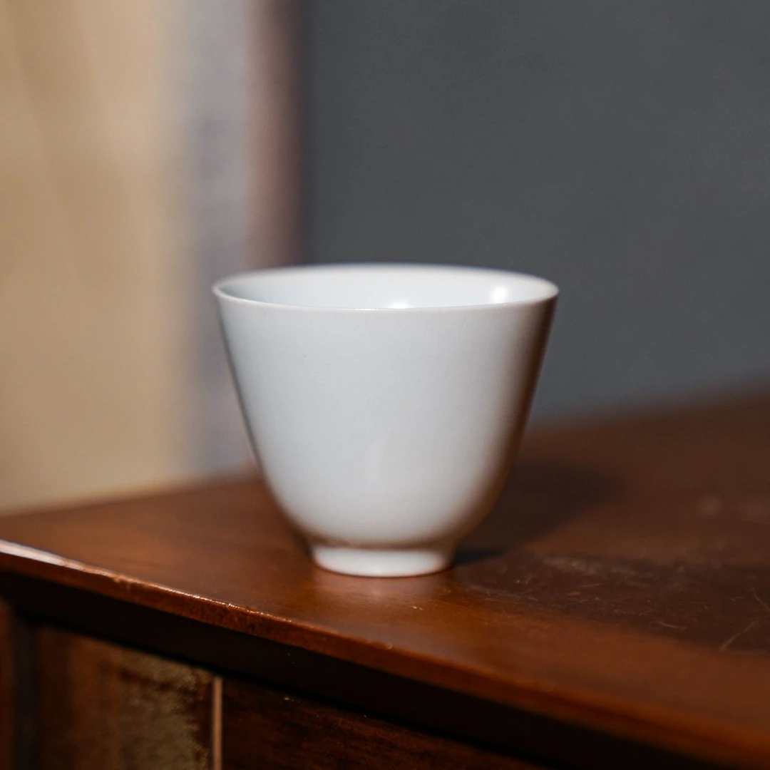 咏善·哑光影青水缸杯