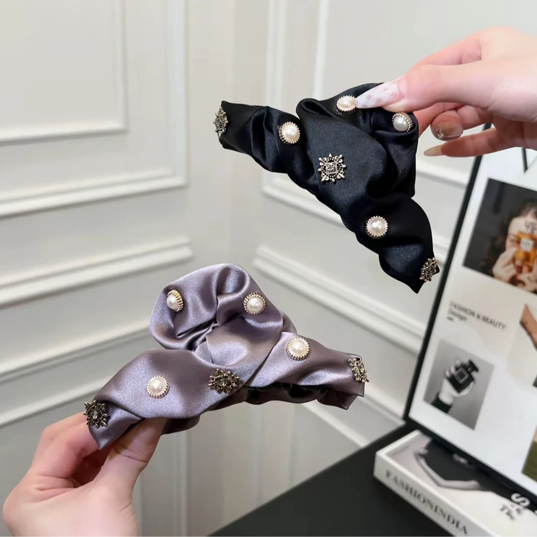 新款褶皱云朵抓夹高级感百搭后脑勺发卡鲨鱼夹子日常发饰女