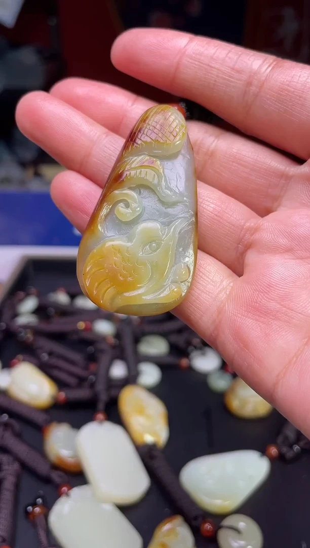 颈饰未镶嵌和田玉132