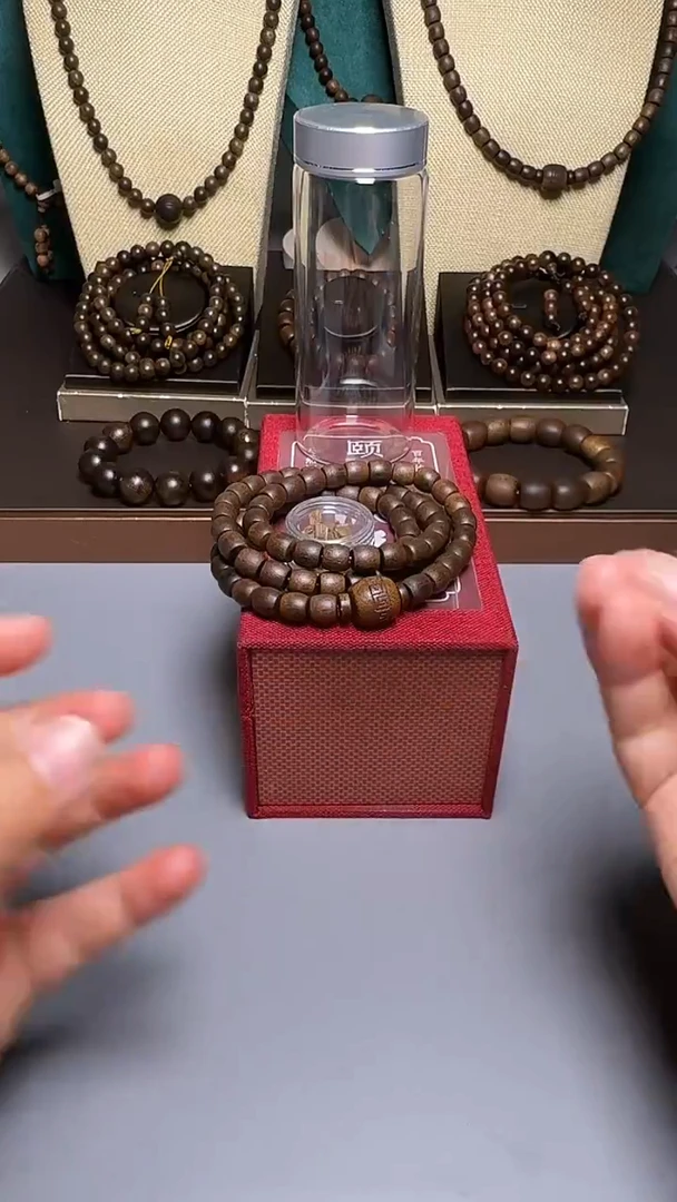 沉香富森红土0.8三圈桶珠