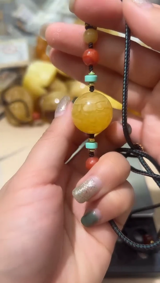 未镶嵌蜜蜡裸石蜜蜡吊坠