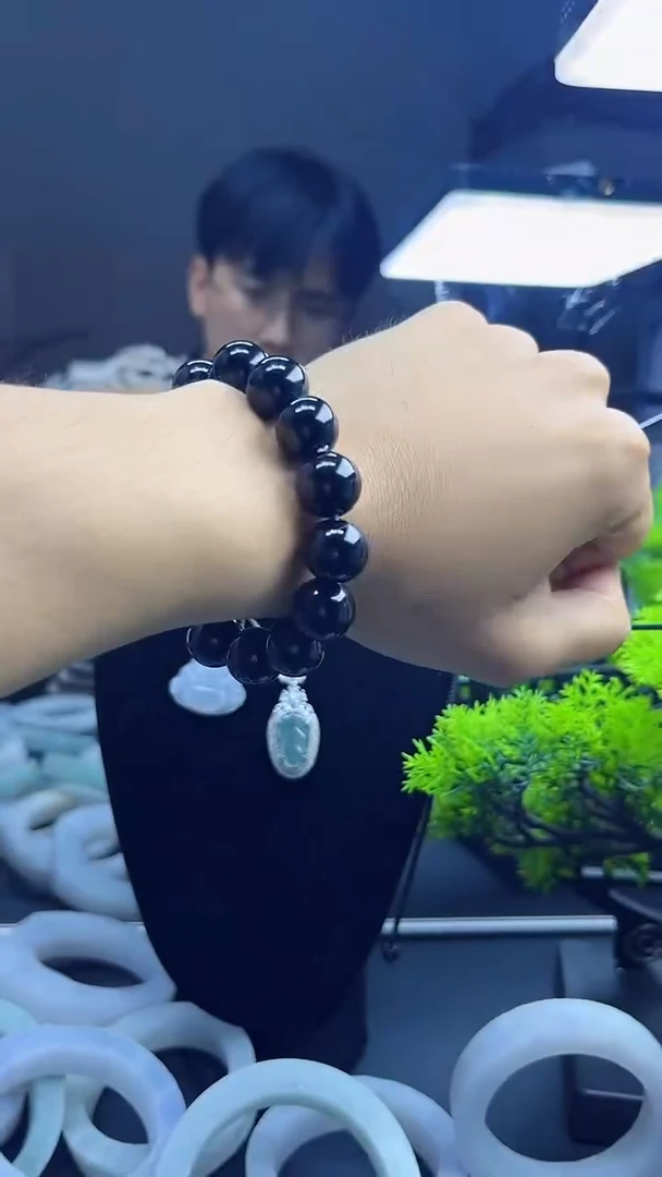 未镶嵌手链翡翠翡翠