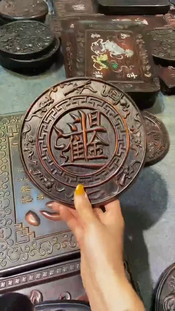 木紫檀雕刻一物一拍