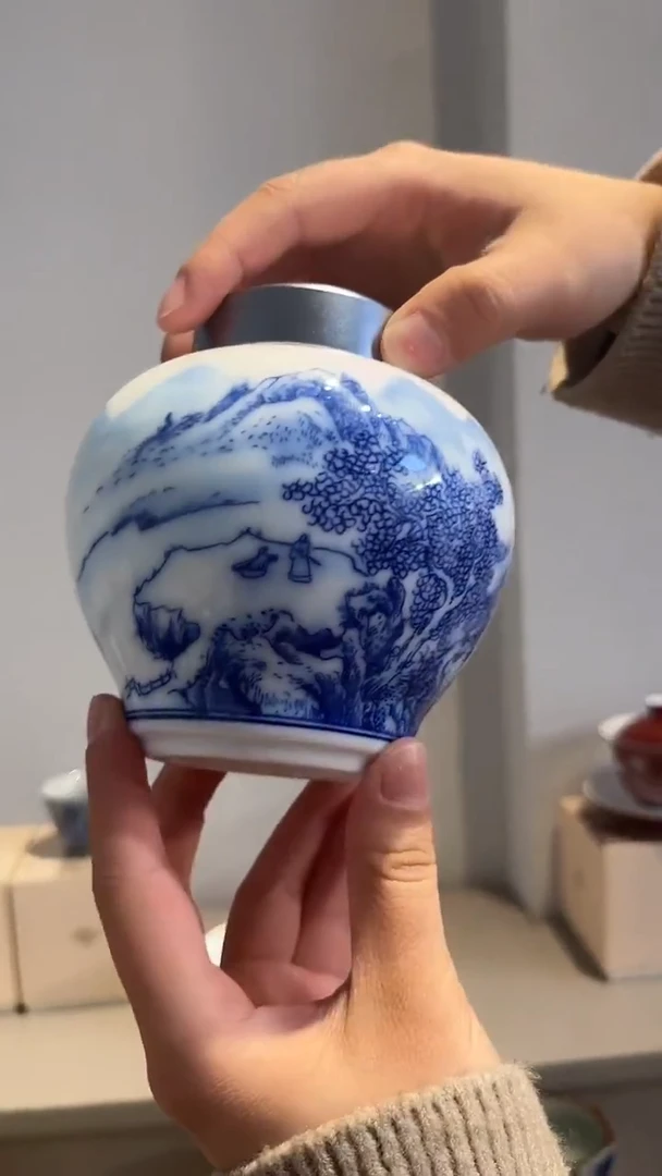 景德镇高温瓷山水茶叶罐