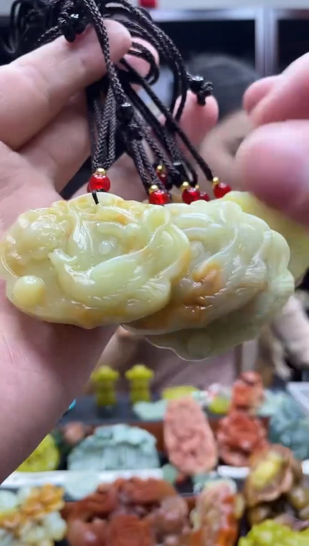 岫玉未镶嵌吊坠·多样性发货*拍一发一