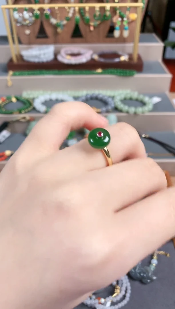 银S925镶嵌戒指和田玉（青玉）1