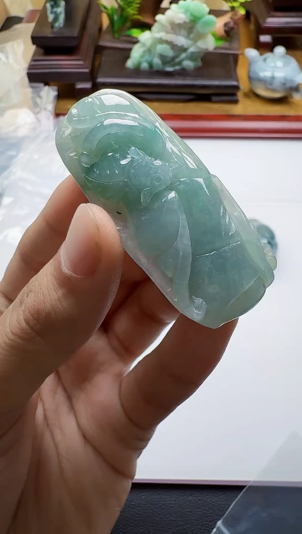 吊坠(不含链)未镶嵌翡翠1