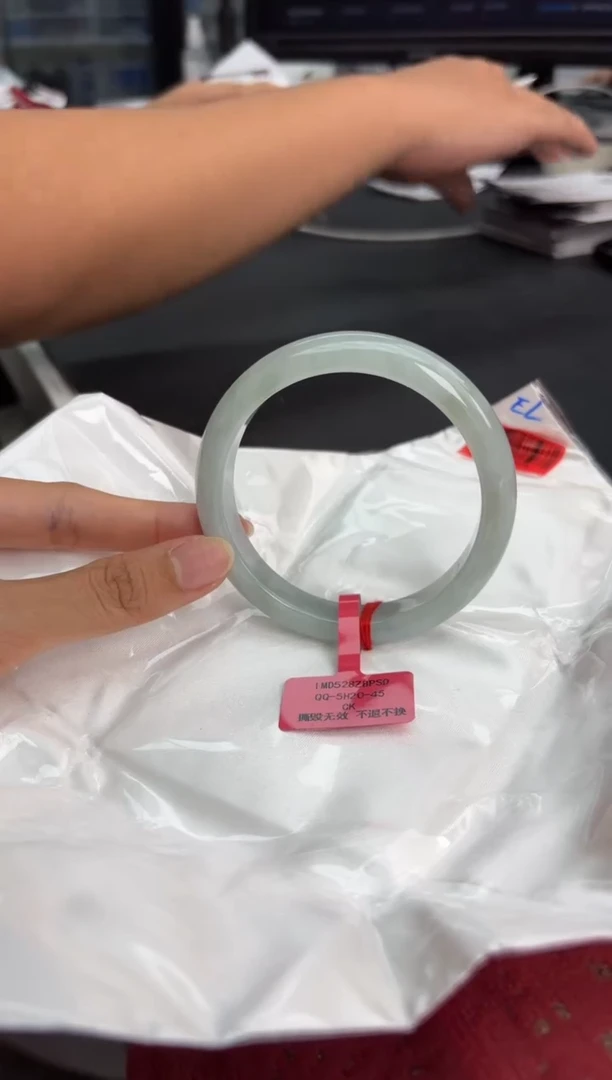未镶嵌手镯翡翠翡翠手镯5