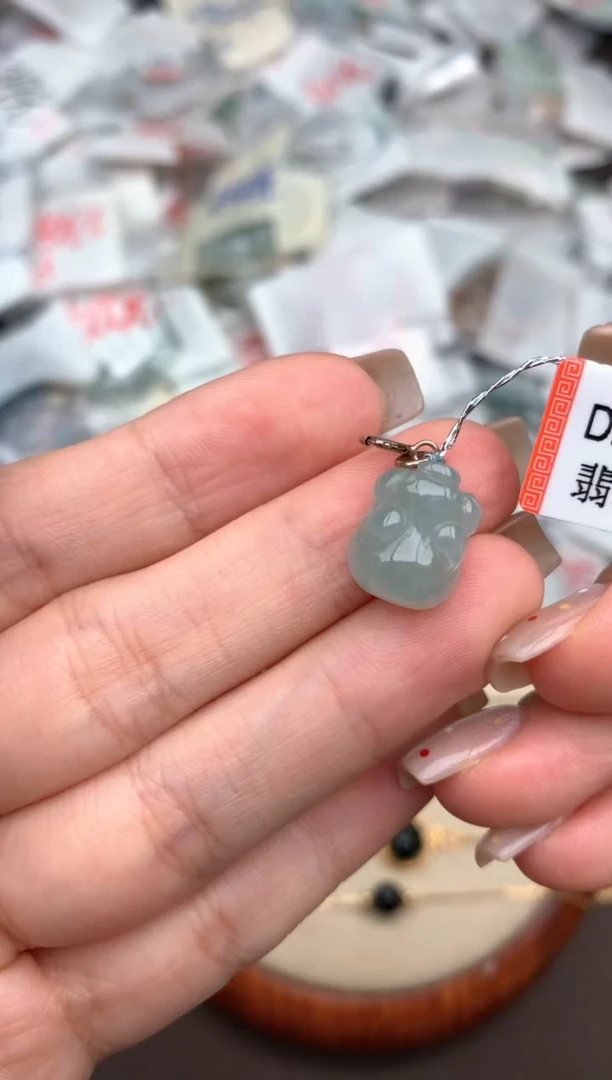 未镶嵌挂件翡翠一