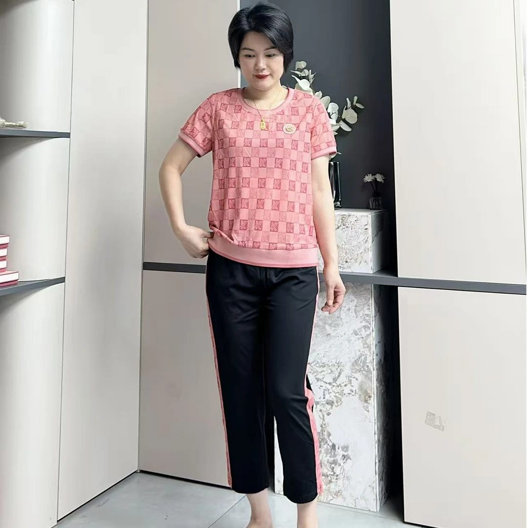 98558时尚妈妈拼格套装