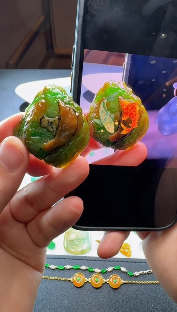 未镶嵌定制翡翠特色黄加绿材料包工