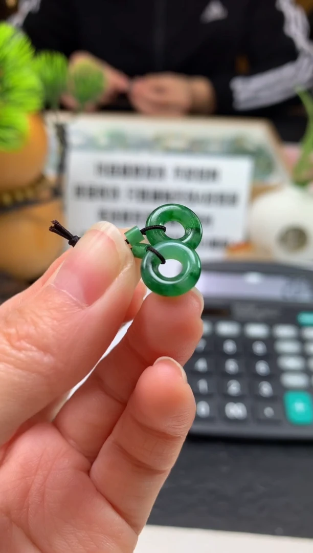 未镶嵌定制翡翠盛**华---124128