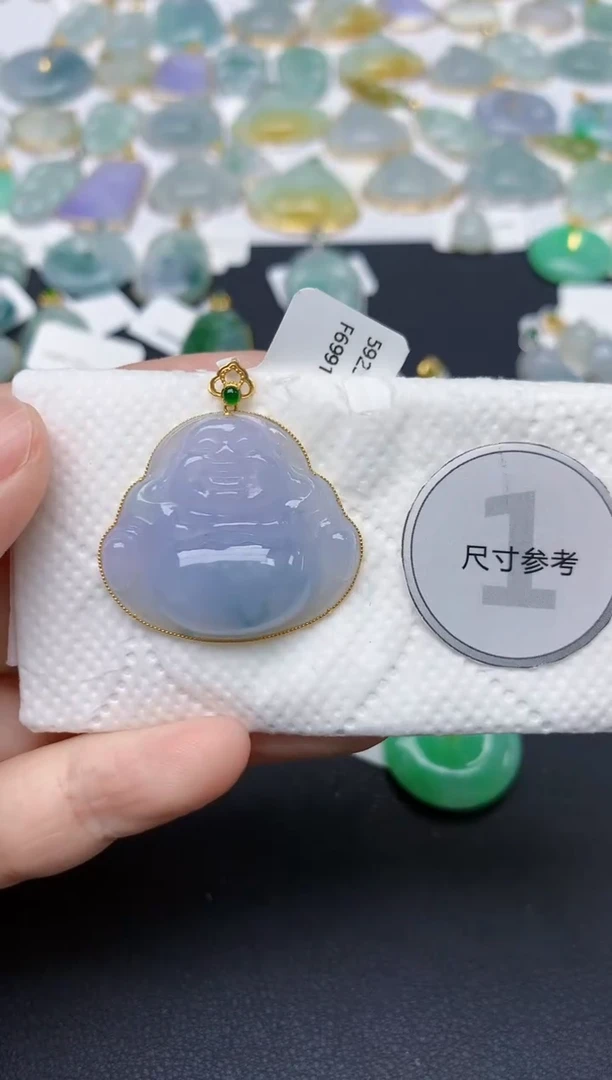 翡翠18K金镶嵌颈饰天然缅甸A货翡