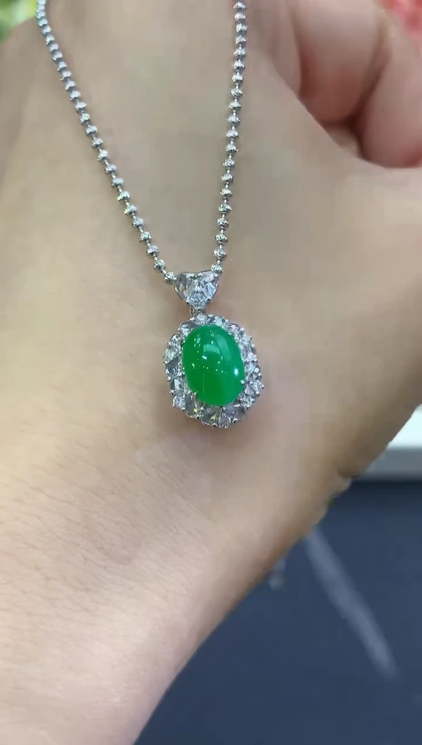 吊坠(不含链)18K金镶嵌翡翠B155