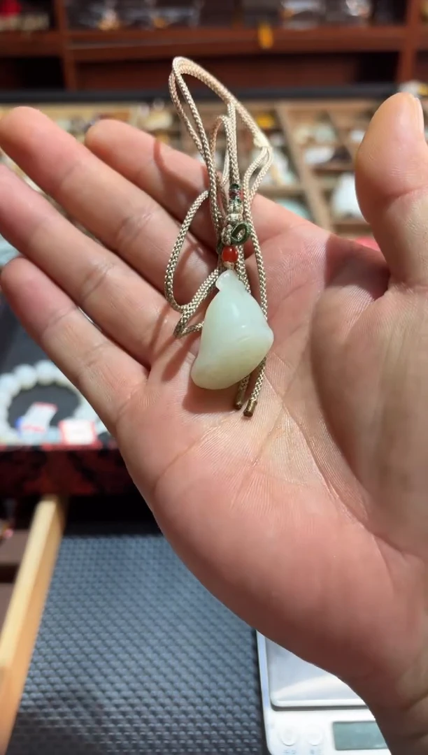 和田玉未镶嵌吊坠(不含链)【杨哥甄选】和田玉精品福利品多样性发