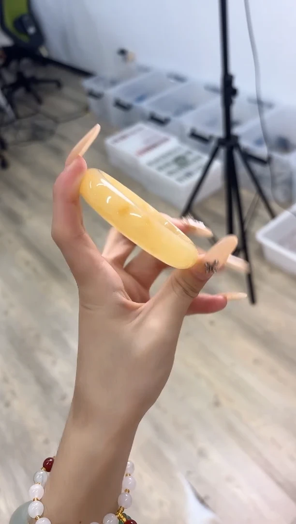 未镶嵌手镯石英质玉157-57HU