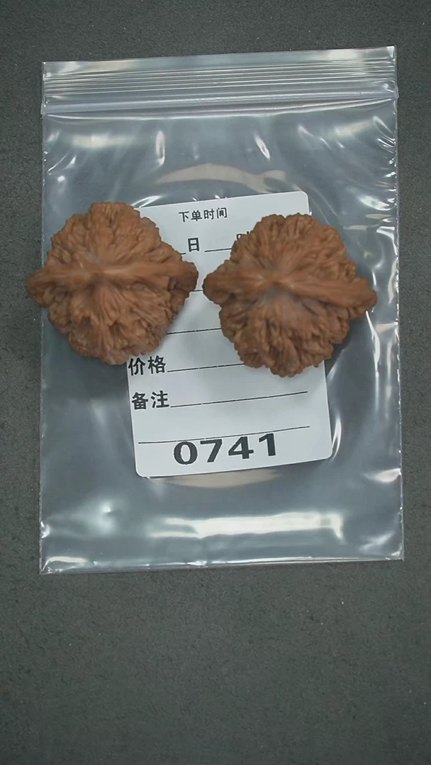 把件文玩核桃不**觉43虎头