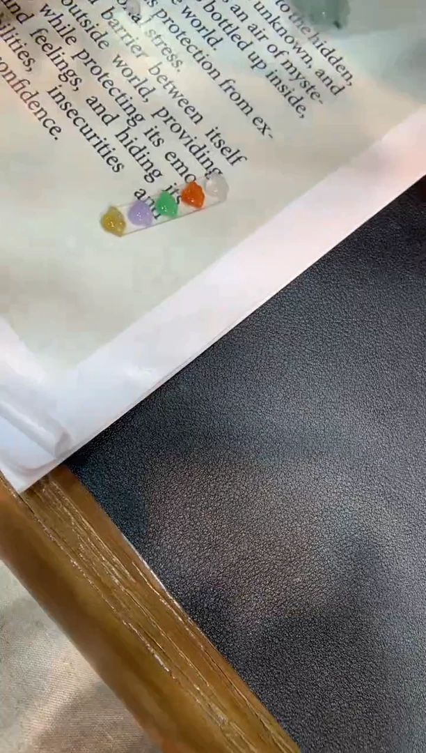 翡翠未镶嵌颈饰猫猫一套