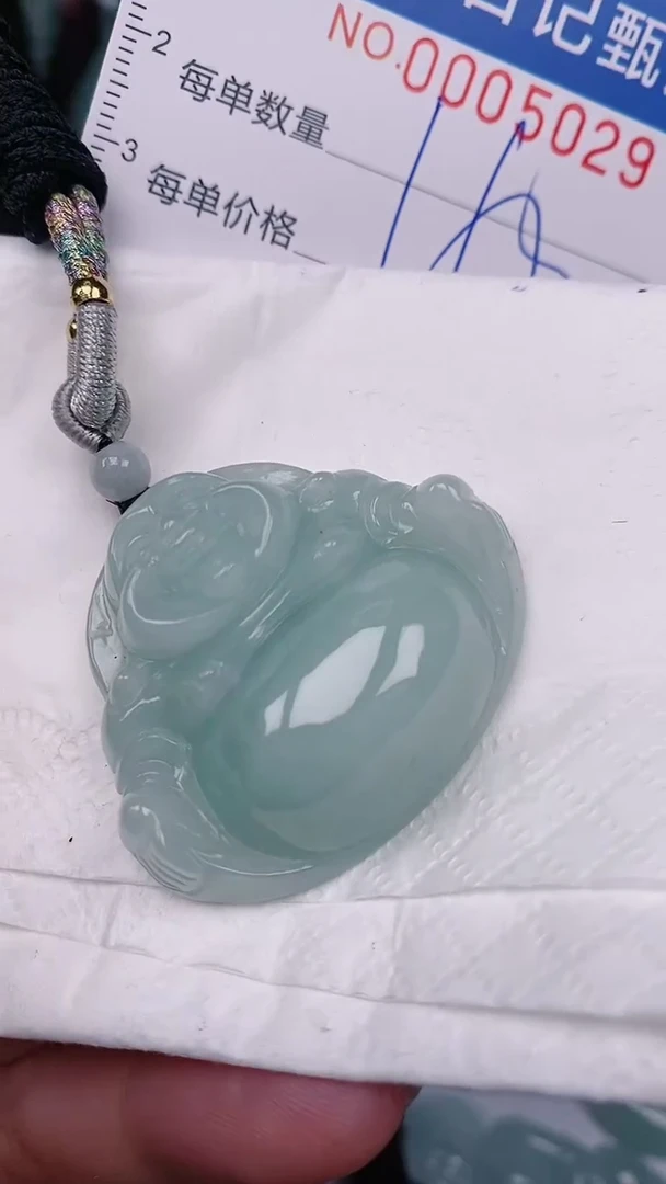 【闪购商品】翡翠颈饰未镶嵌00005029