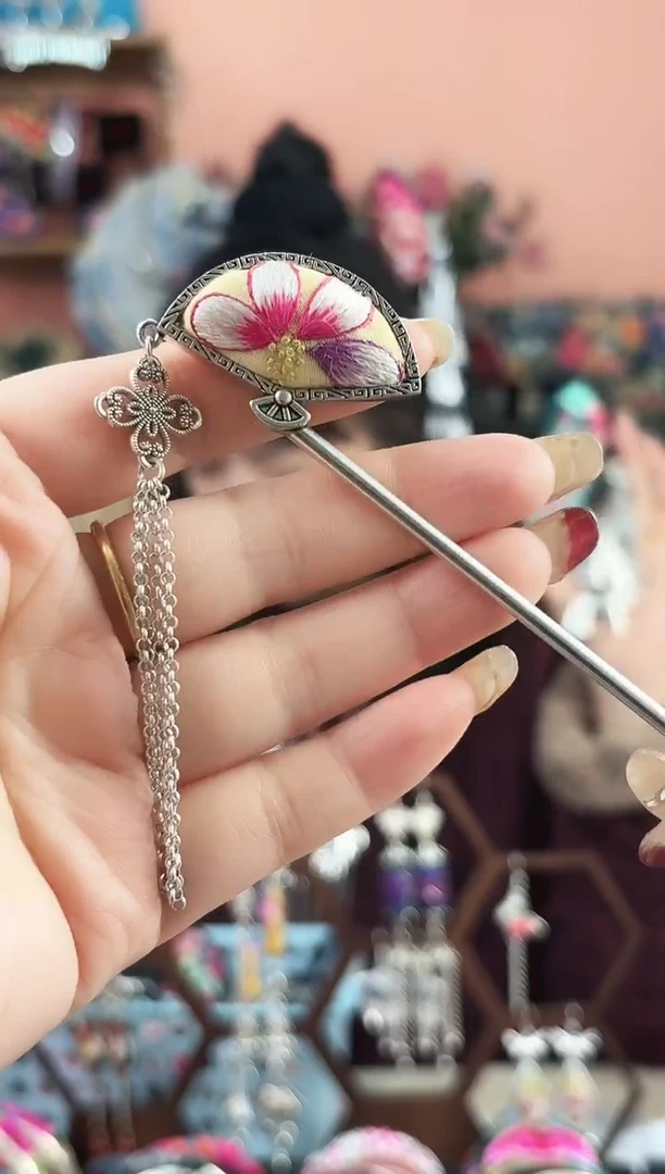 艺枝独绣手工饰品20