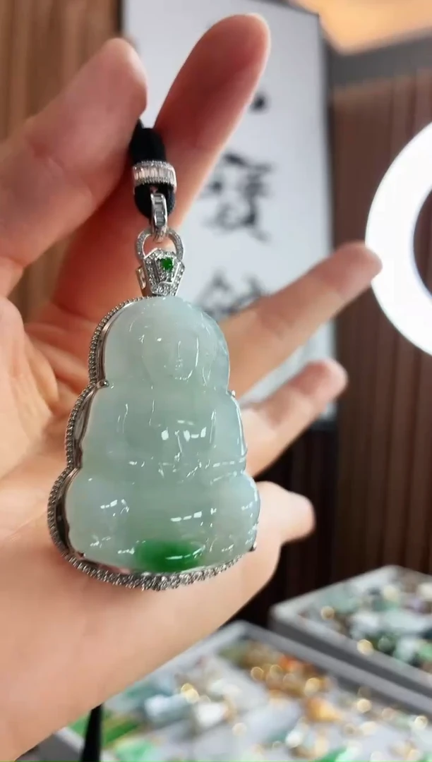 吊坠(不含链)18K金镶嵌翡翠吊坠