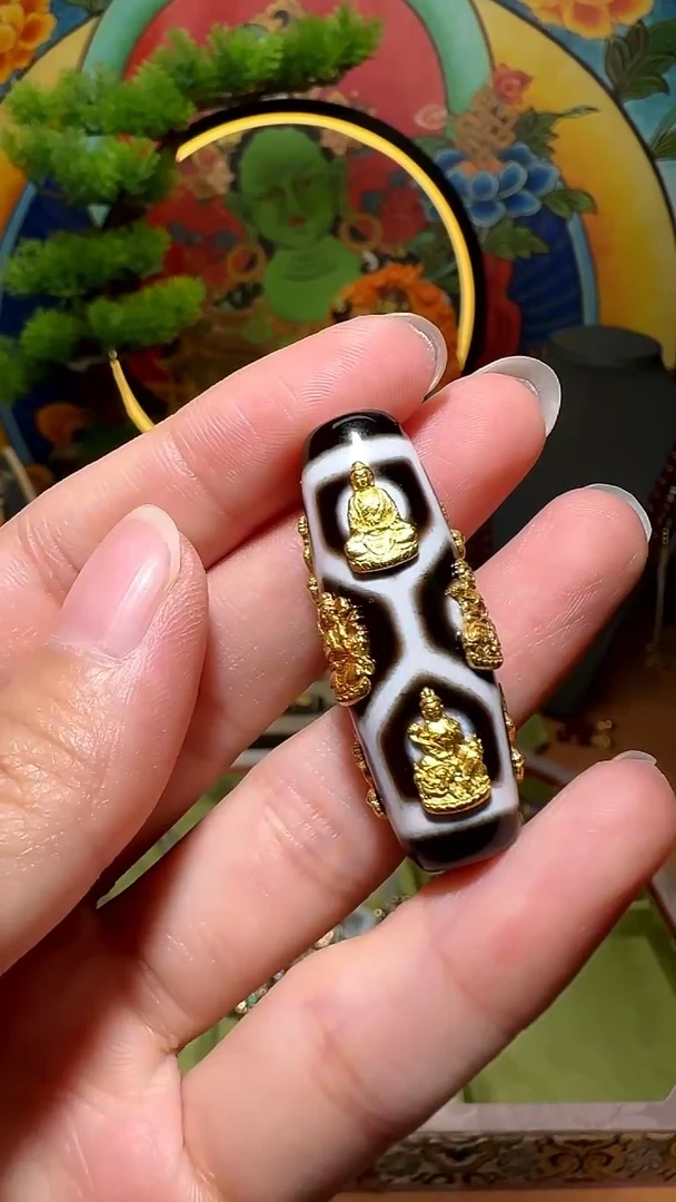 18K金镶嵌吊坠(不含链)玛瑙/玉髓（覆膜）吊坠