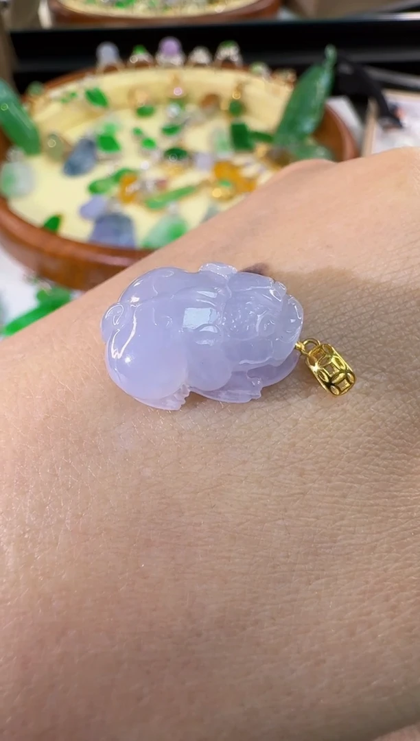 【闪购商品】翡翠颈饰18K金镶嵌缅甸A货翡翠吊坠