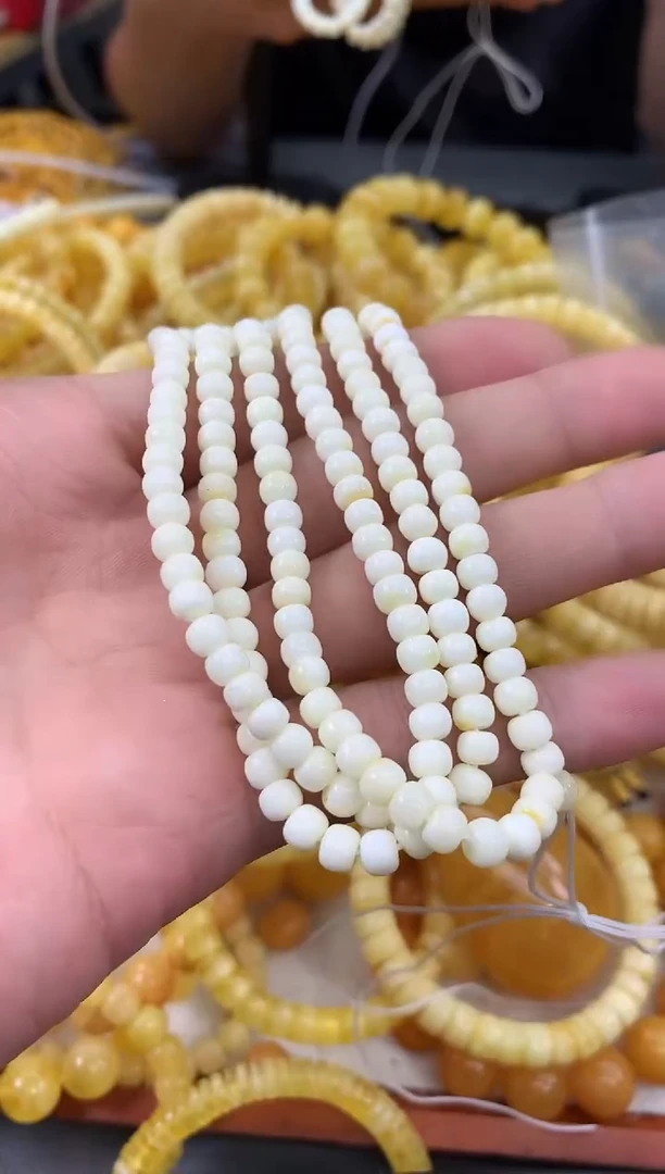 未镶嵌蜜蜡裸石链子