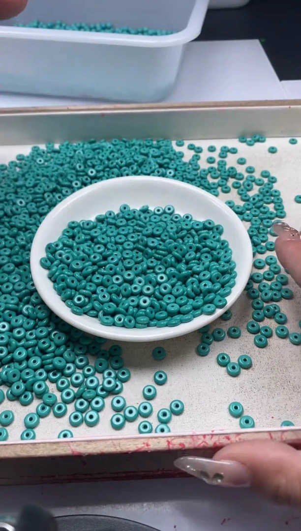 【闪购商品】玛瑙/玉髓颈饰未镶嵌w525高瓷绿*松算盘6*3mm*40颗