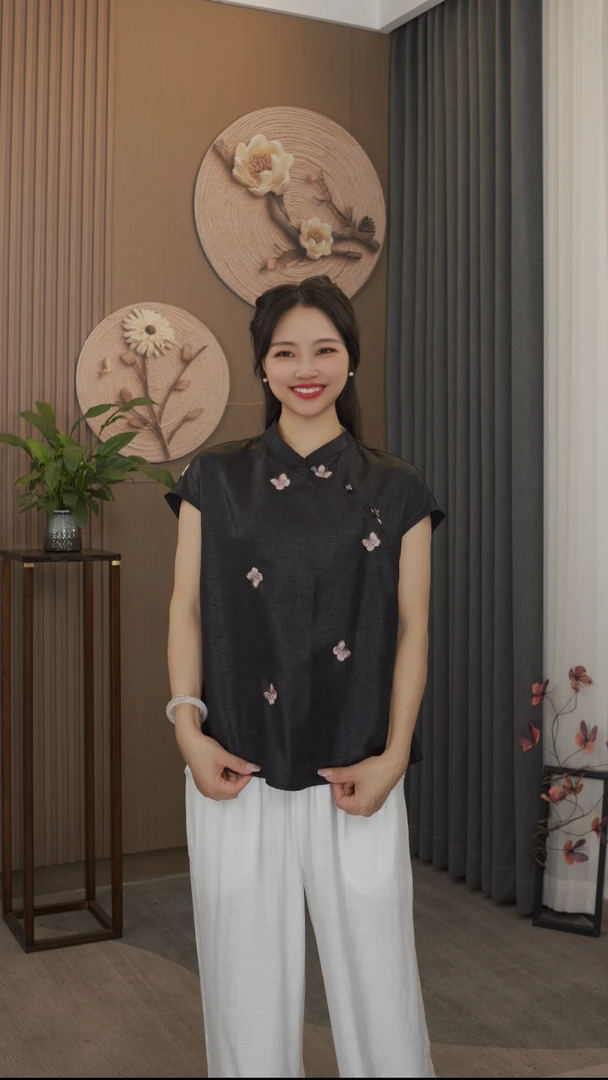 柒玥原创【星晚】2025女装时尚经典新中式盘扣国风落肩上衣民族风