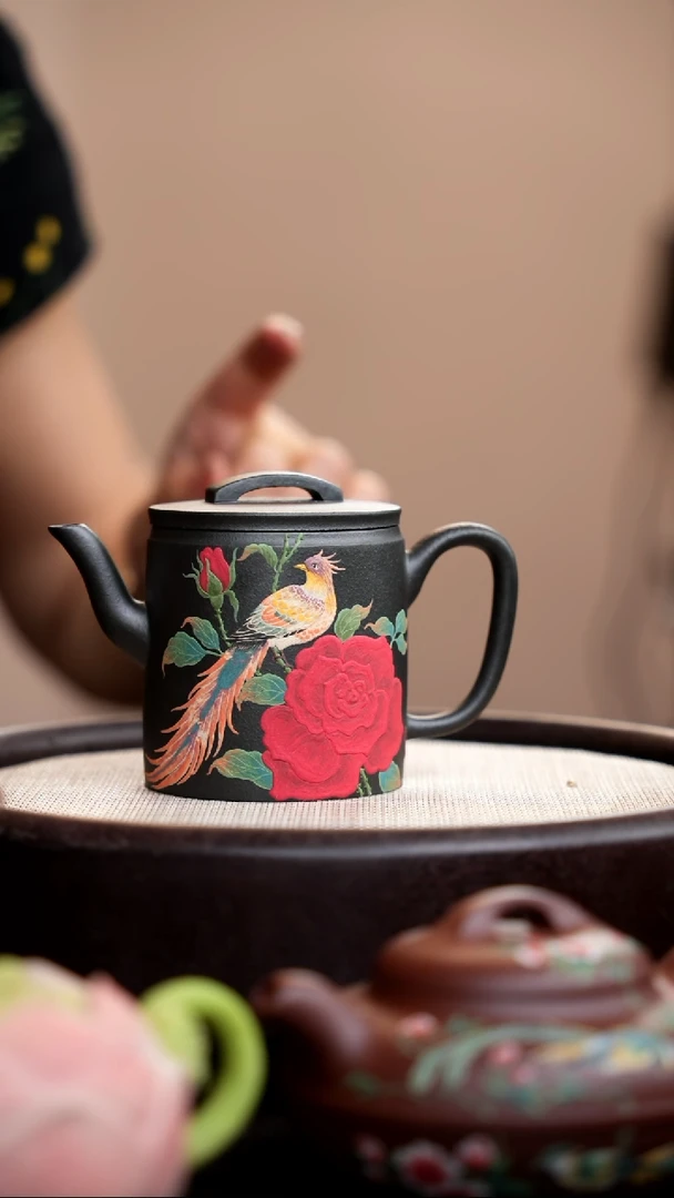 茶壶紫砂九龄君子兰高汉瓦泥绘玫瑰