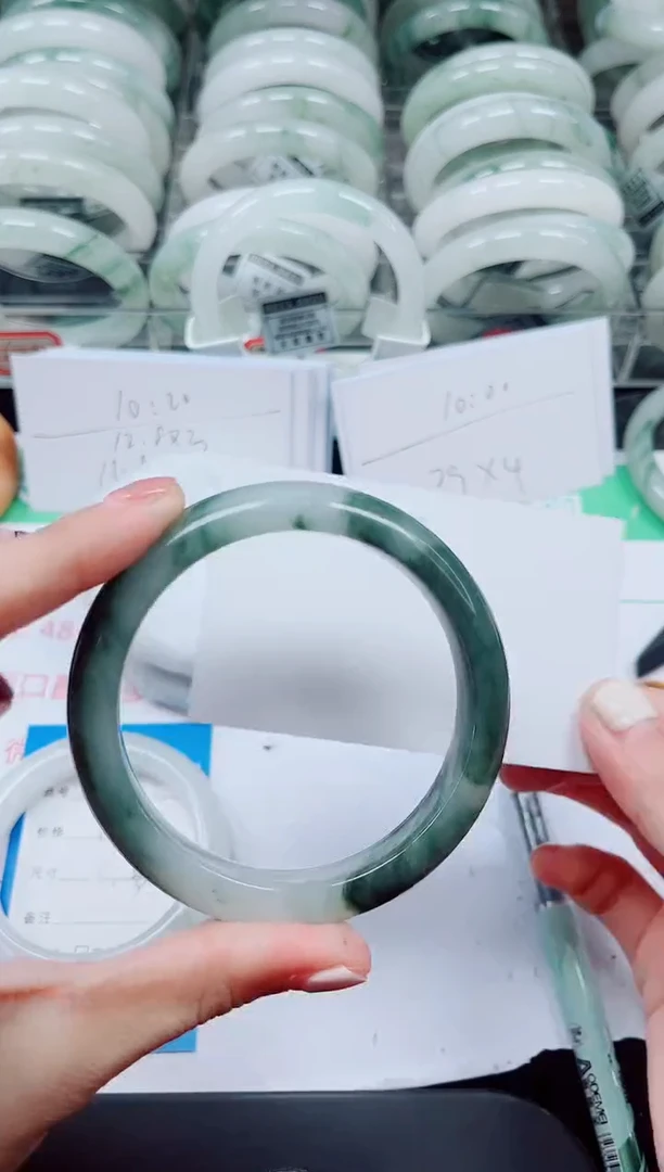 未镶嵌手镯石英质玉182-60/61