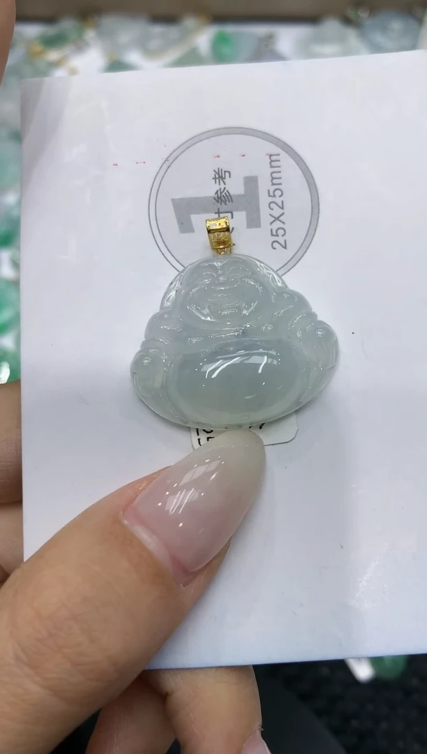 颈饰18K金镶嵌翡翠111111111111