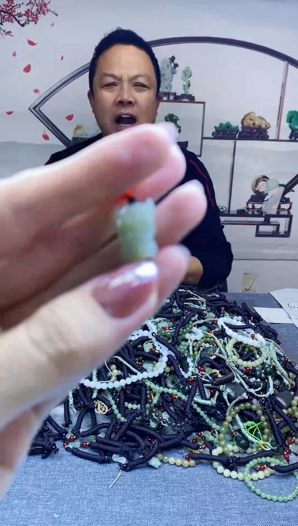 颈饰未镶嵌和田玉多样性发拍一发一