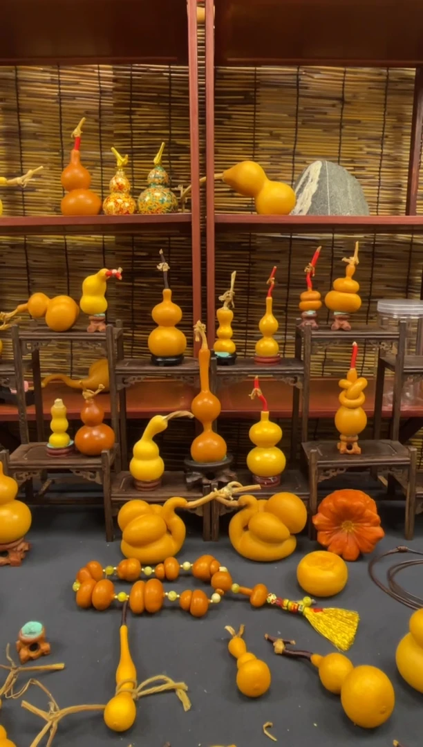 葫芦贝*顿老皮钱袋