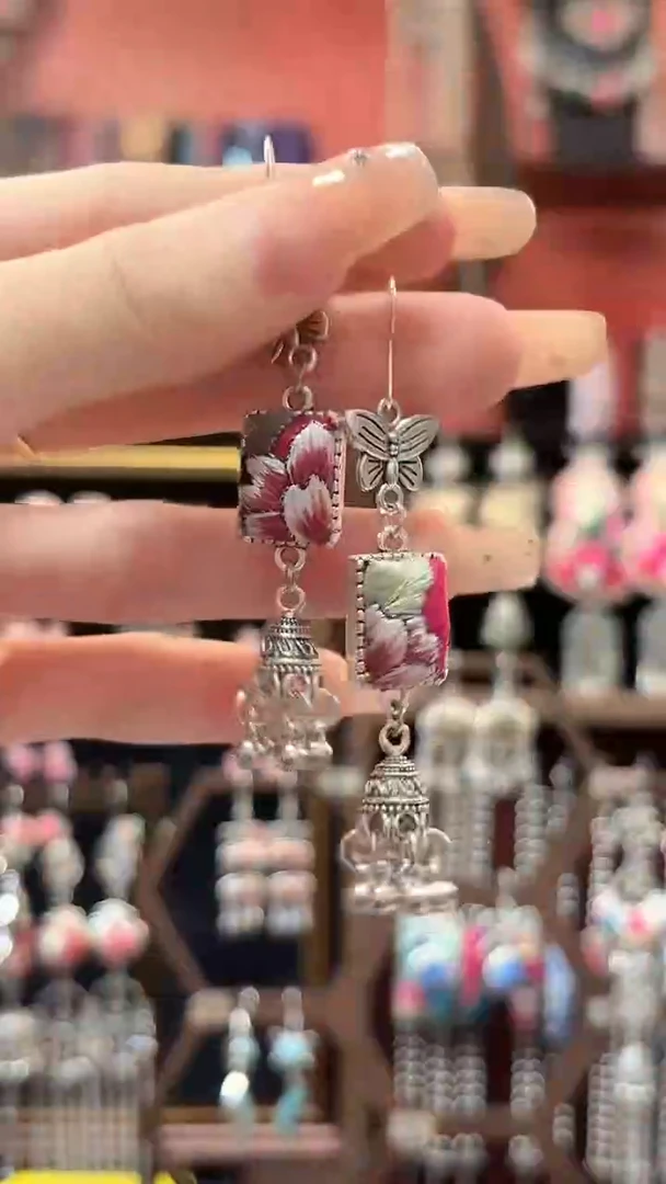 织绣 云织谣民族风精美饰品   384