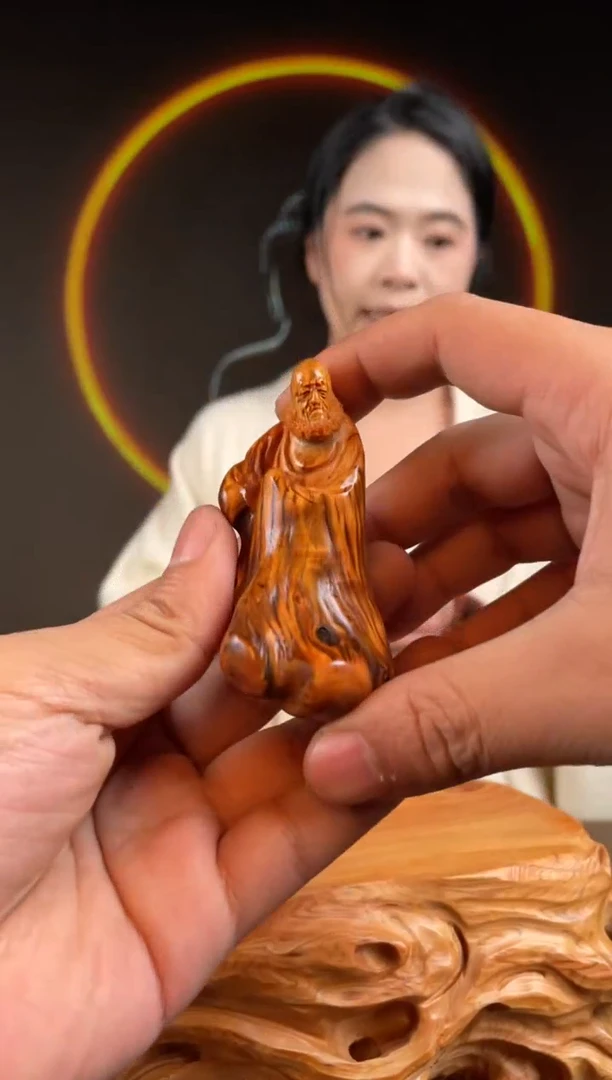 柏木（崖柏）手工摆件,先抢先得! 编号:332