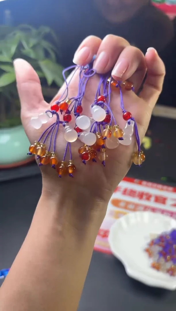 【闪购商品】玛瑙/玉髓挂件未镶嵌多样性发一件F619054