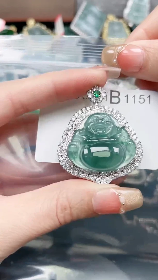 【闪购商品】翡翠颈饰未镶嵌1151赠皮绳