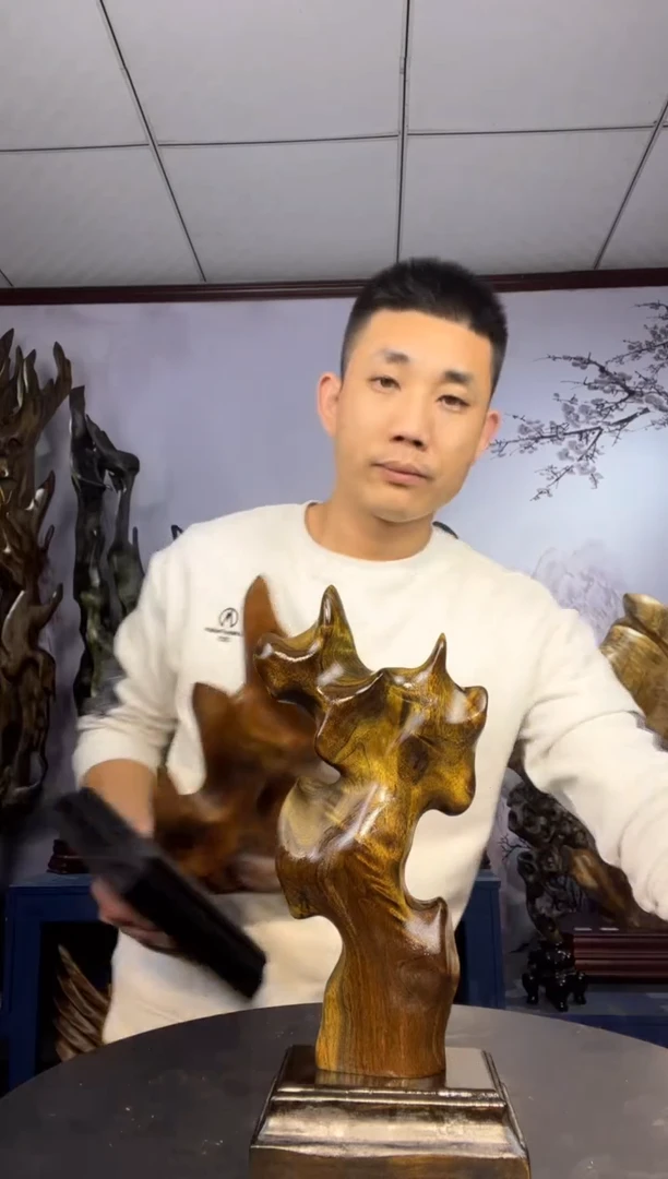 金丝楠木雕款李*元金丝楠木工艺品摆件