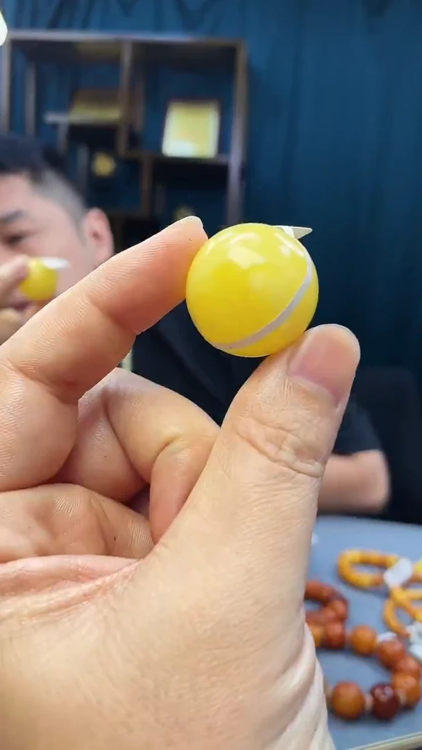 琥珀颈饰未镶嵌蜜蜡圆珠