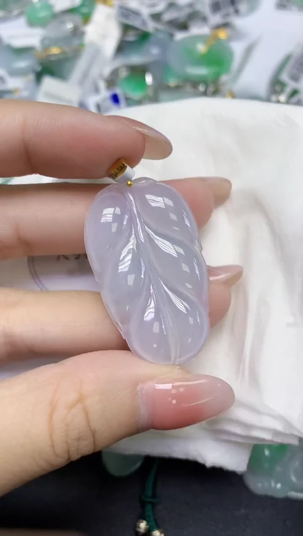 颈饰18K金镶嵌翡翠天然缅甸翡翠A货百元以上9元证书费自理