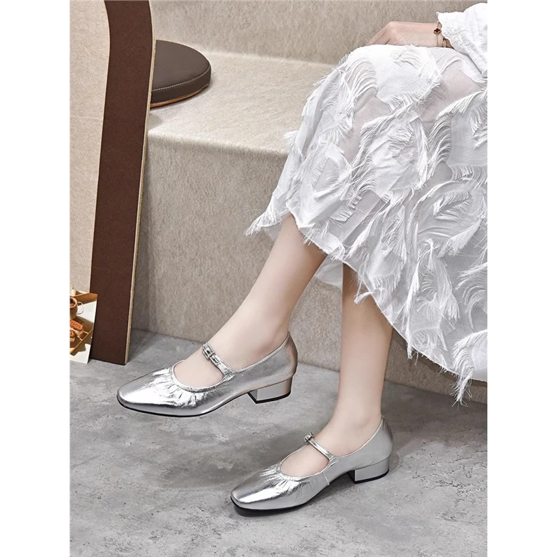 单鞋带百搭低跟女年新款春季软底真皮气质浅口粗方头2025皮鞋不累