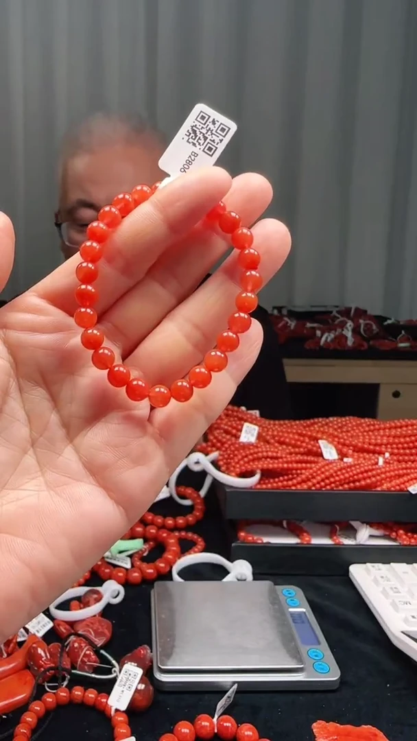 未镶嵌多样性发一件南红玛瑙【收藏级】6mm保山原矿圆珠多圈