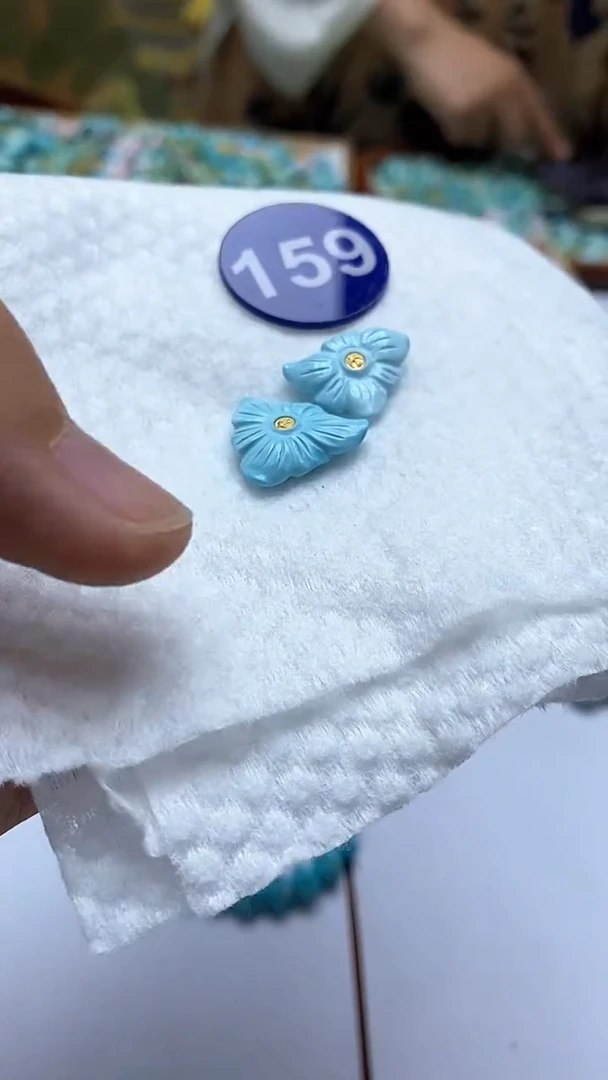 绿松石未镶嵌雕刻件159